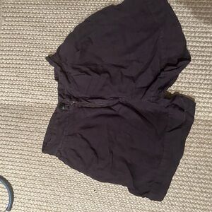 Esby black linen shorts